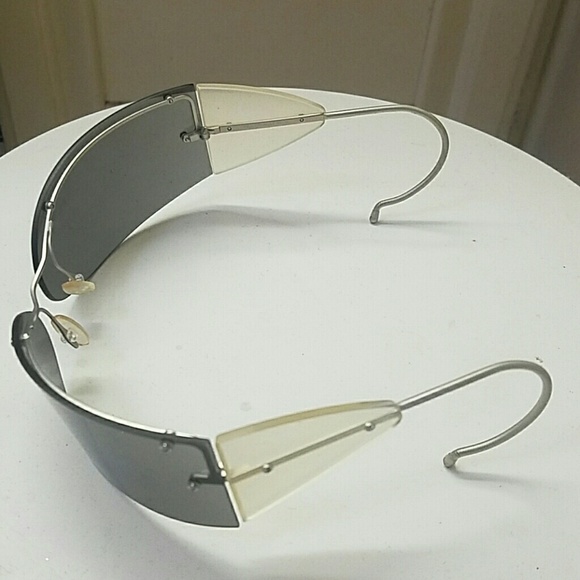 Designer Sunglasses - Picture 3 of 8